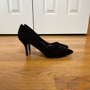 Madden Girl Black Pointed Toe Heels